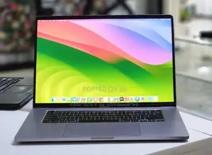 New Laptop Apple MacBook Pro 2019 32GB Intel Core I9 SSD 2T