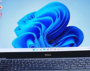 New Laptop Dell 8GB Intel Core I7 SSD 256GB