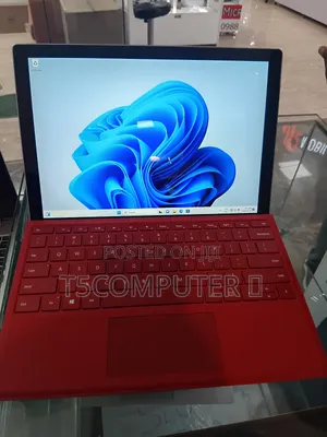 New Laptop Microsoft Surface Pro 8GB Intel Core I5 SSD 256GB