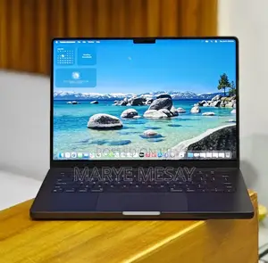 New Laptop Apple MacBook 18GB Apple M3 Pro SSD 512GB