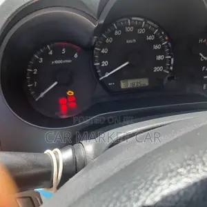 Toyota Hilux 3.0 D-4D 4x4 2013 Silver