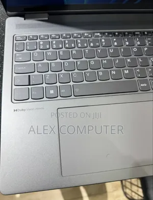 New Laptop Lenovo 16GB AMD Ryzen 5 SSD 512GB