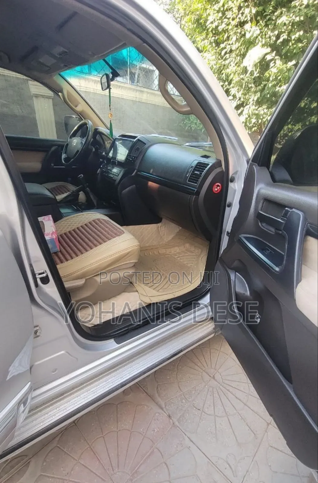 Toyota Land Cruiser 2008 White