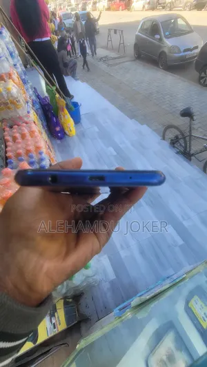 Samsung Galaxy M10 32 GB Blue