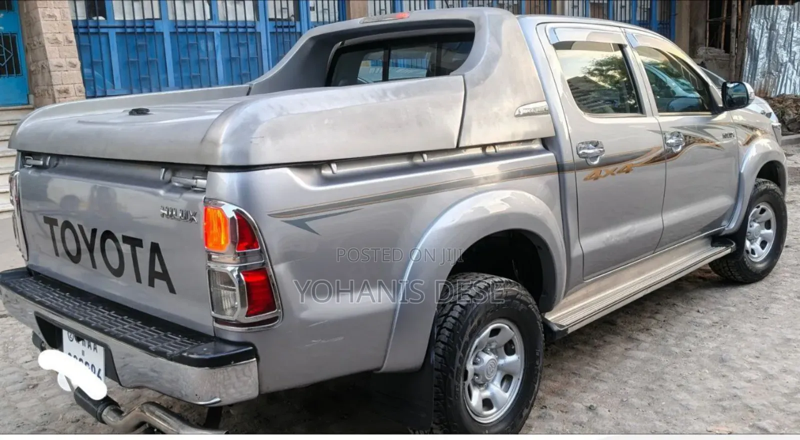 Toyota Hilux 2015 Gold