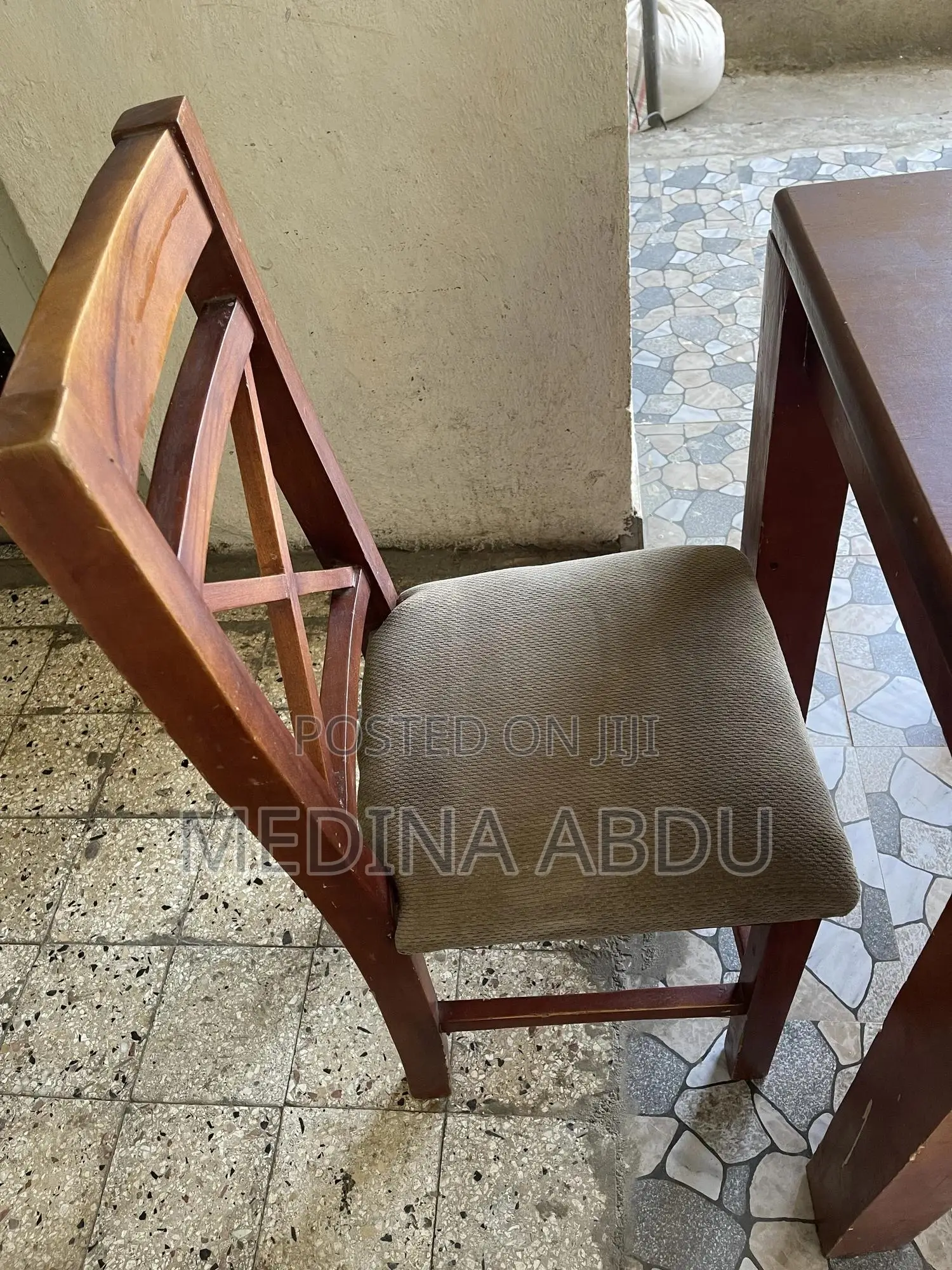 4chair Wooden Tabel