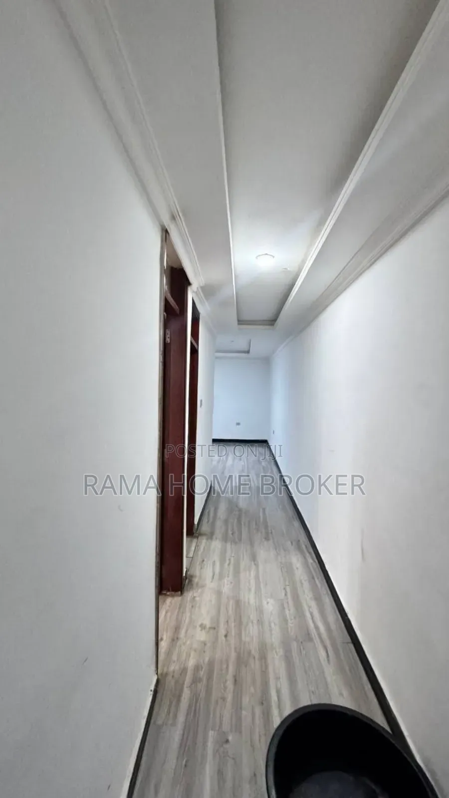 Furnished 2bdrm Condo in ቅንጡ ቤት, Yeka for sale