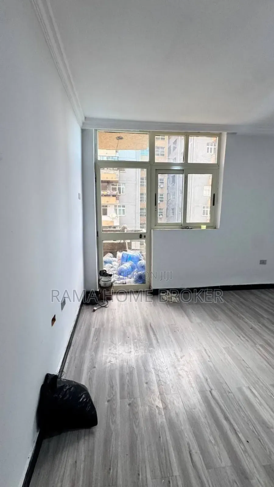 Furnished 2bdrm Condo in ቅንጡ ቤት, Yeka for sale