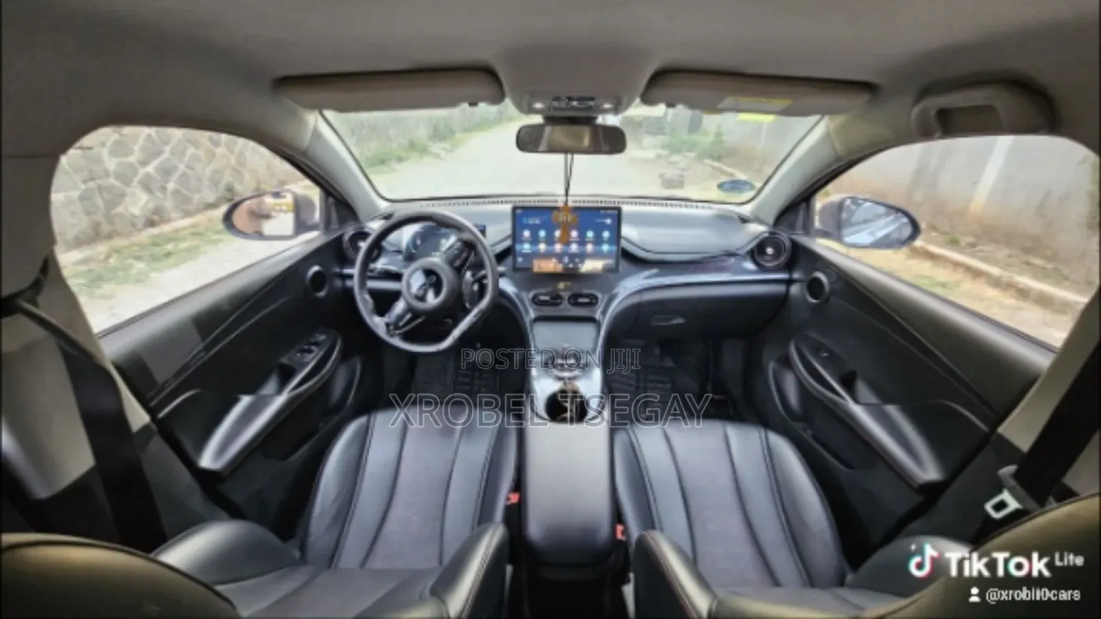 New BYD E2 43 kWh 94 hp FWD 2025 Blue