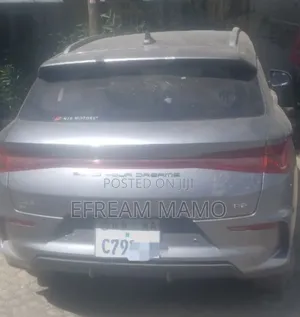 BYD E2 43 kWh 94 hp FWD 2025 Gray