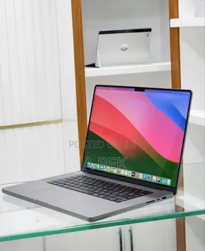 New Laptop Apple MacBook Pro 2021 M1 32GB Apple M1 Max SSD 512GB