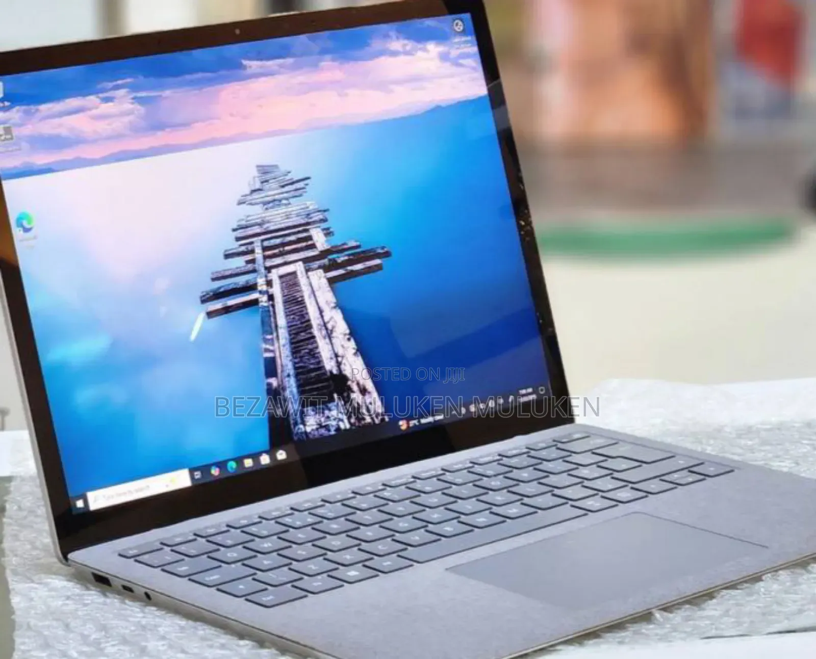 New Laptop Microsoft Surface 16GB Intel Core I7 SSD 256GB