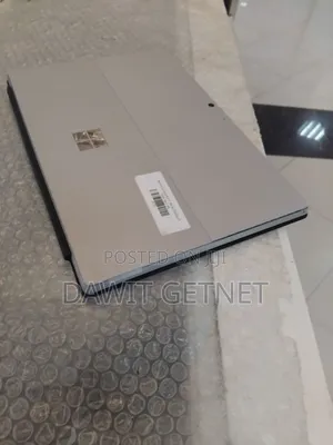 New Laptop Microsoft Surface Pro 7 16GB Intel Core I7 SSD 256GB