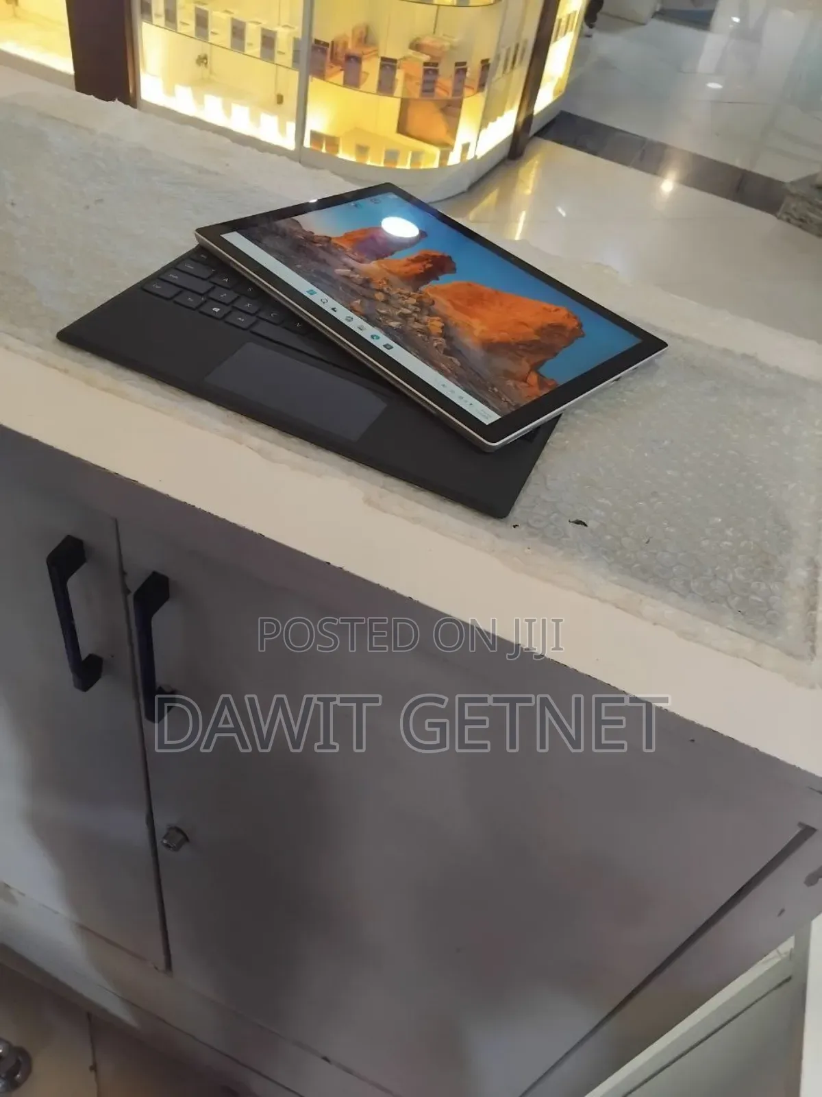 New Laptop Microsoft Surface Pro 7 16GB Intel Core I7 SSD 256GB