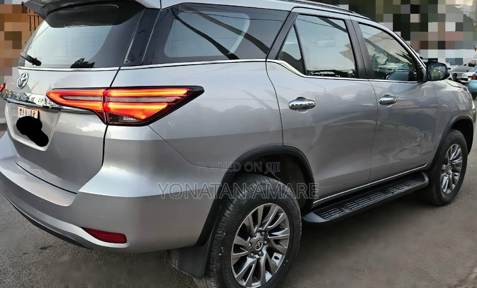 Toyota Fortuner 2023 Silver