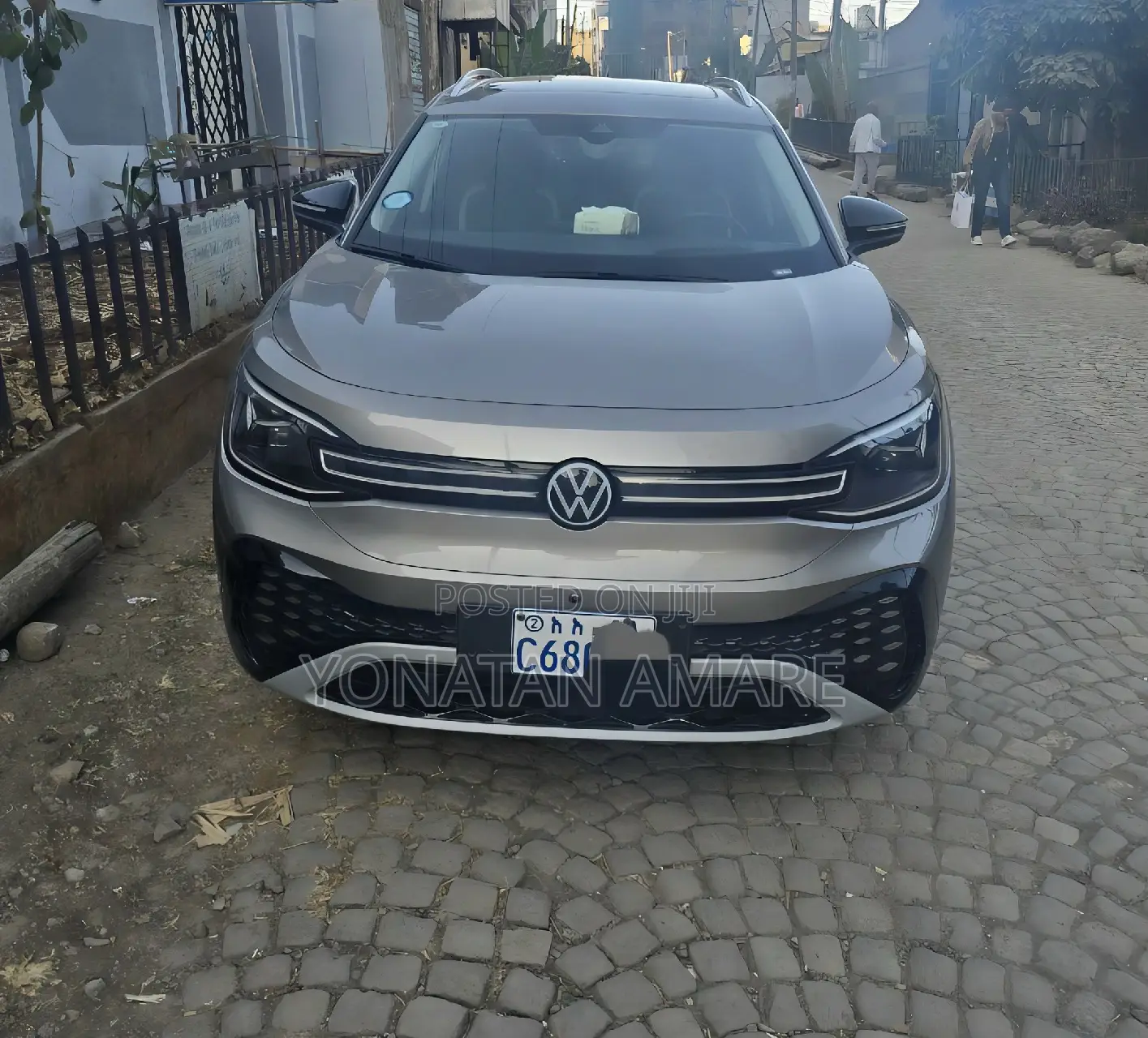 Volkswagen ID.6 2024 Gold