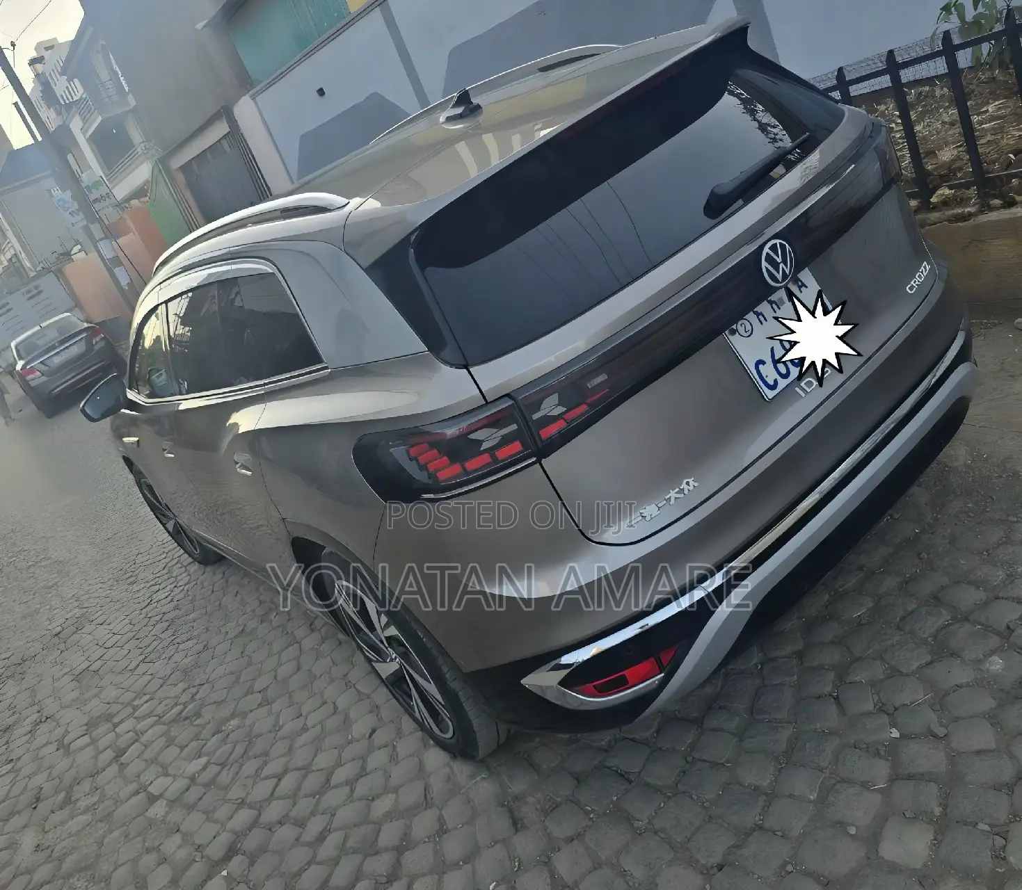 Volkswagen ID.6 2024 Gold