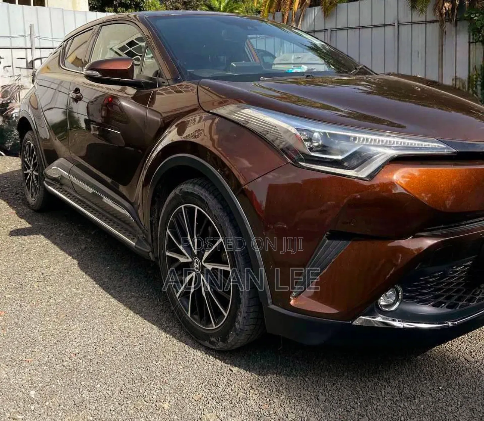Toyota C-HR 2017 Brown