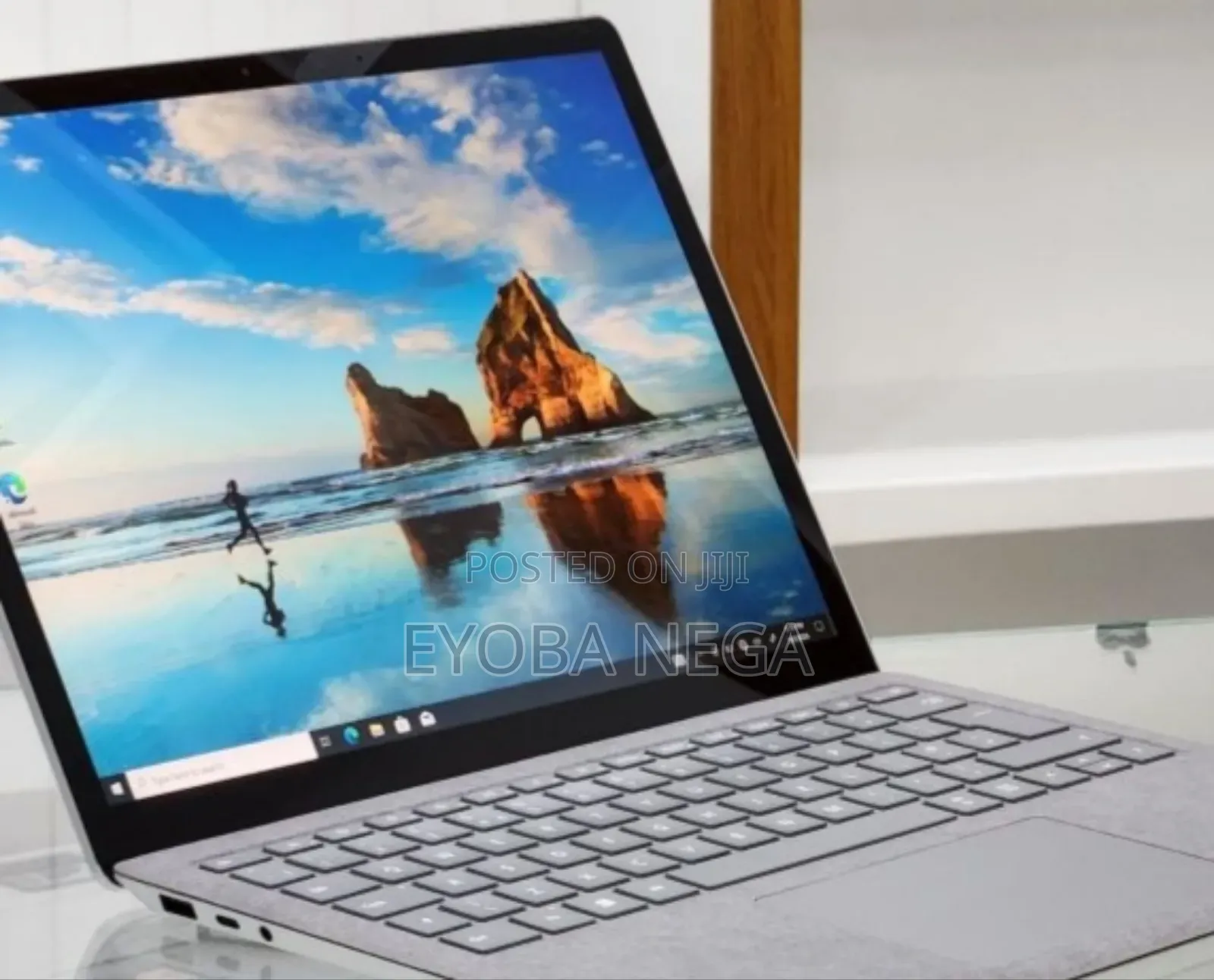 New Laptop Microsoft Surface Pro 7 16GB Intel Core I7 SSD 256GB