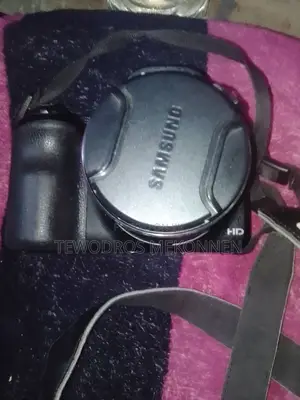 Samsung Digital Camera 35x Zoom – Used (Very Clean)