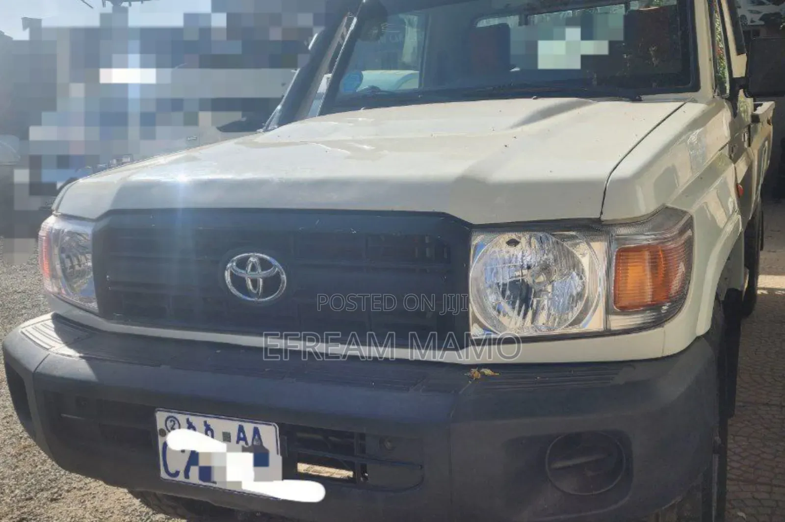 Toyota Land Cruiser 2011 White