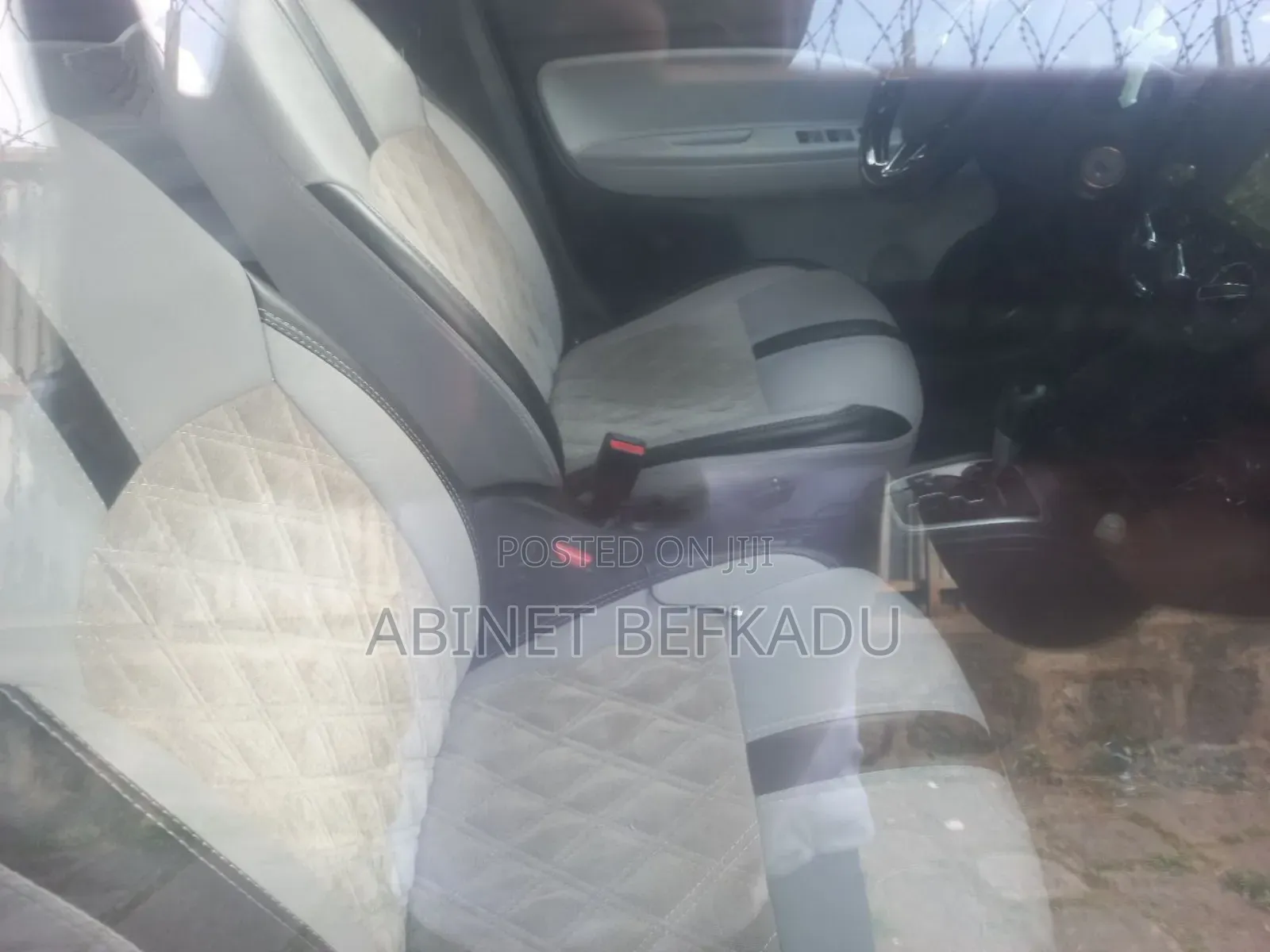 Mitsubishi Attrage 2021 Silver