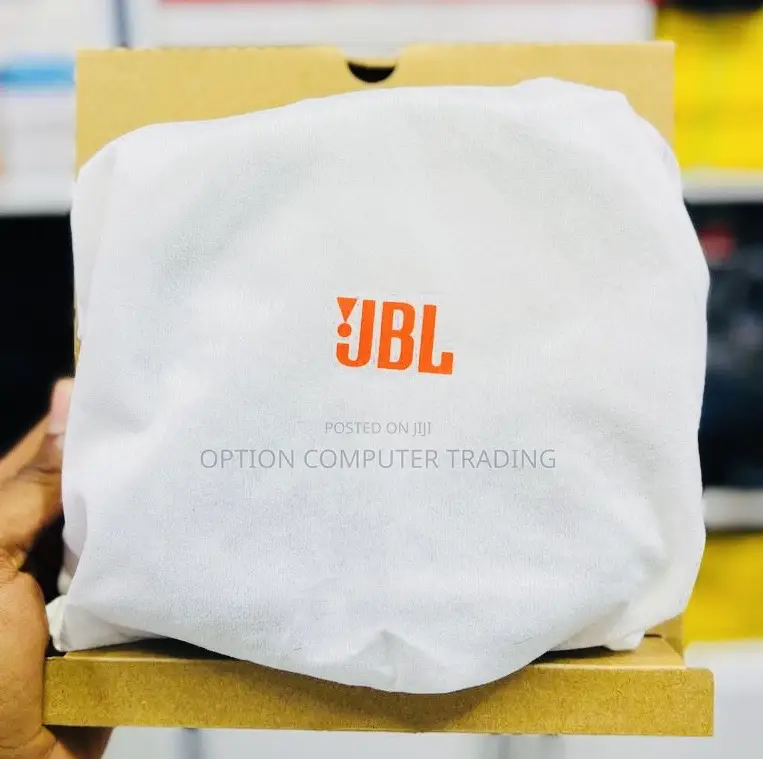 New JBL 520 Headset – Crisp Sound, Bold Style