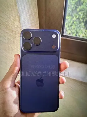 New Apple iPhone 17 Pro Max 256 GB Blue