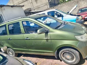 Lifan Abay 2013. Green