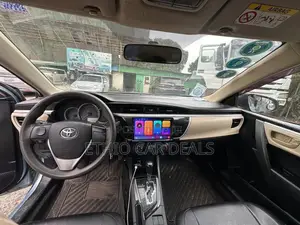 Toyota Corolla 2016 Blue