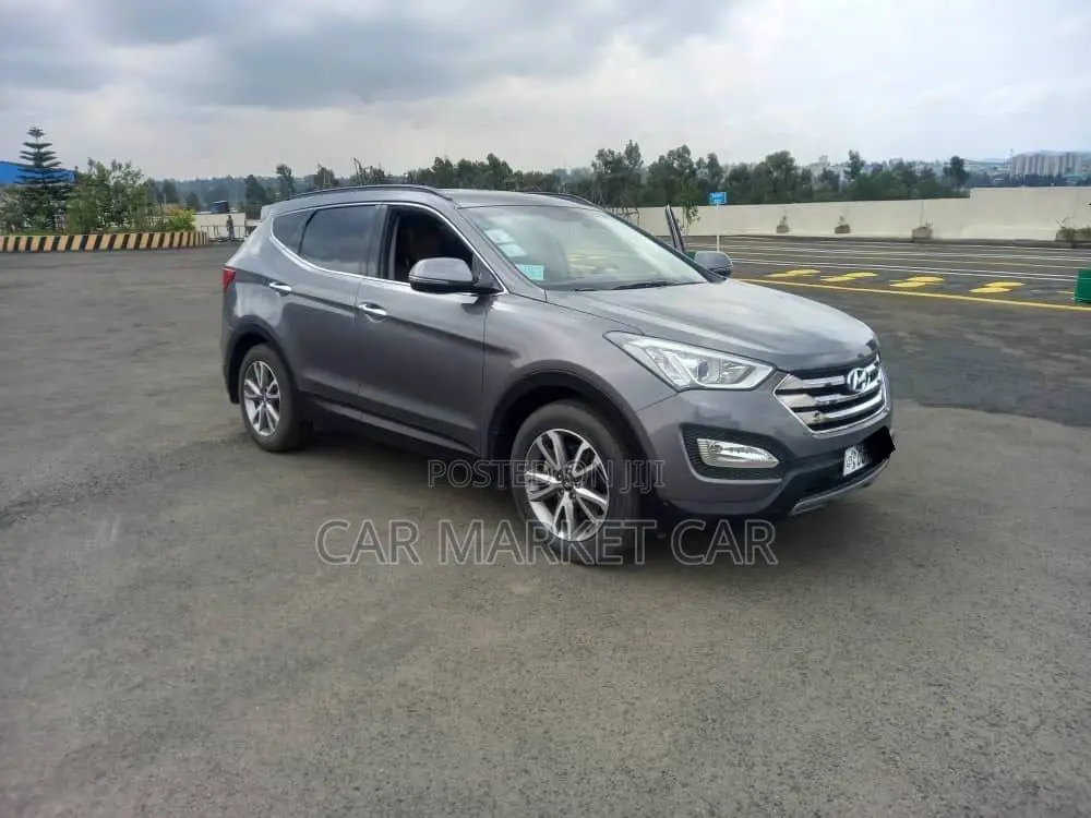 Hyundai Santa Fe SE AWD 2016 Gray