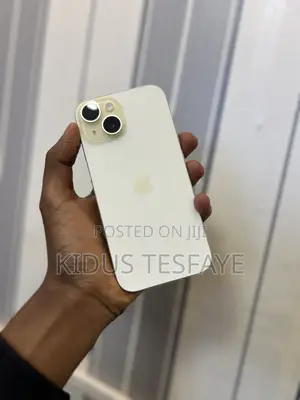 Apple iPhone 15 128 GB Yellow
