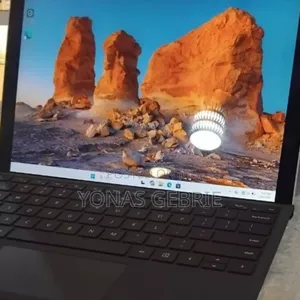 New Laptop Microsoft Surface 16GB Intel Core i7 SSD 256GB