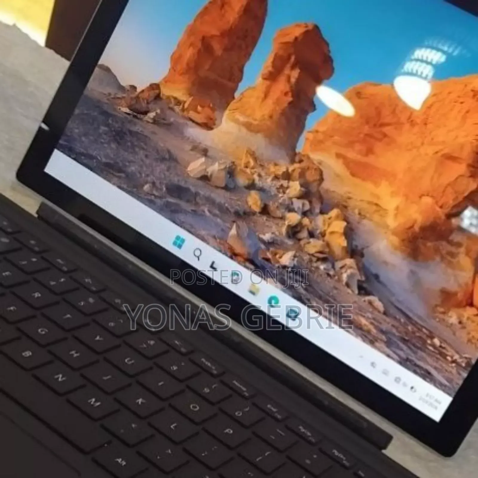 New Laptop Microsoft Surface 16GB Intel Core i7 SSD 256GB