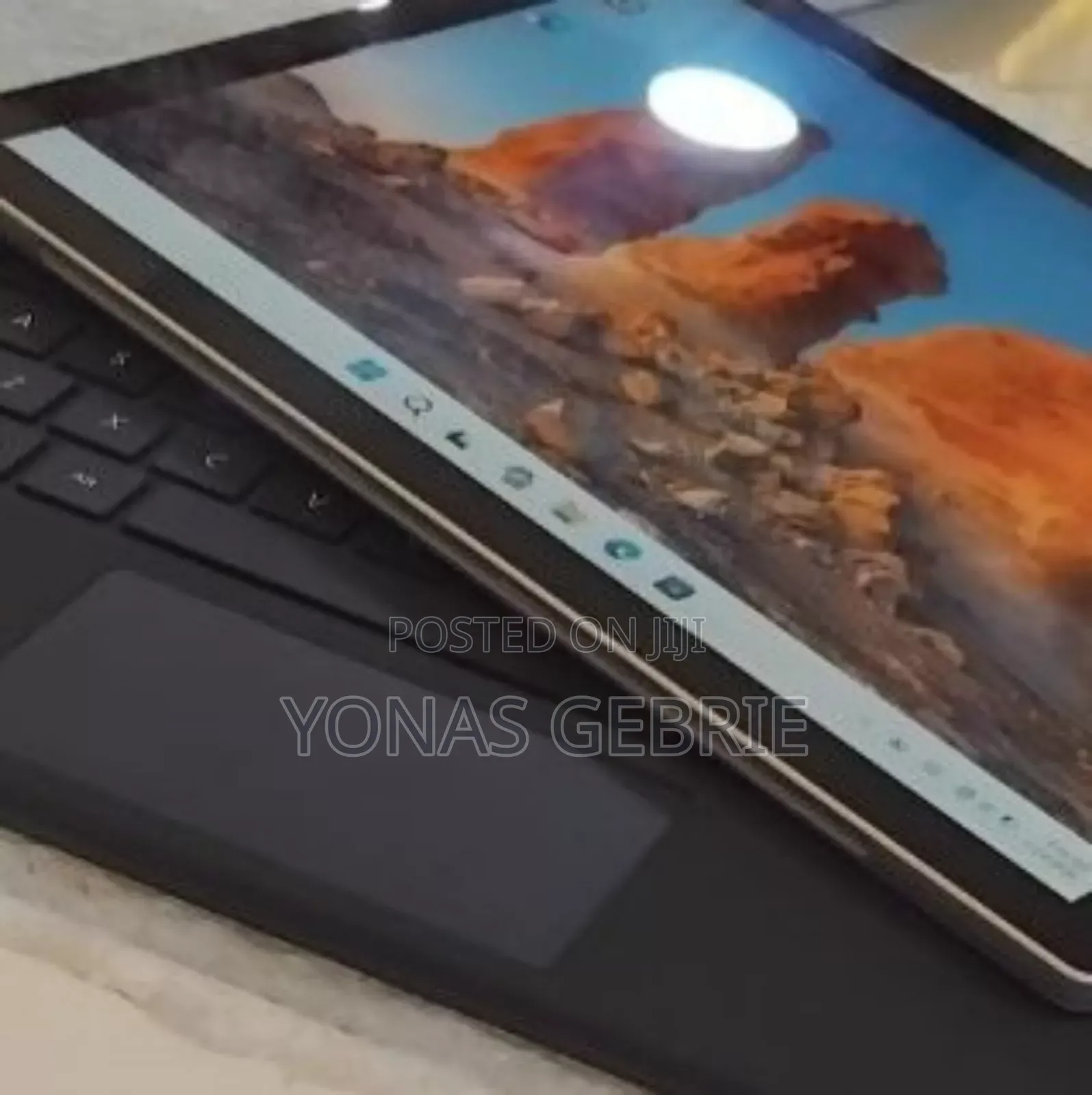 New Laptop Microsoft Surface 16GB Intel Core i7 SSD 256GB