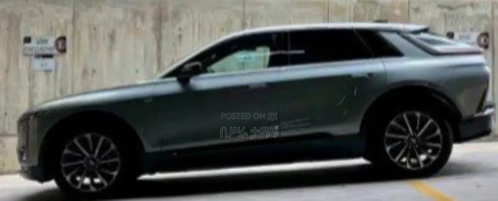 Cadillac Lyriq 100 kWh RWD 2022 Silver