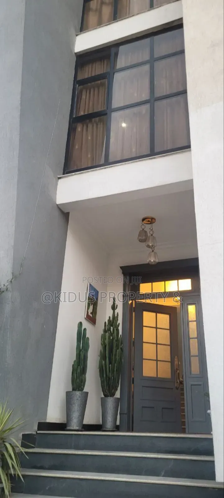 Furnished 5bdrm House in Jemo 2, Nifas Silk-Lafto for rent