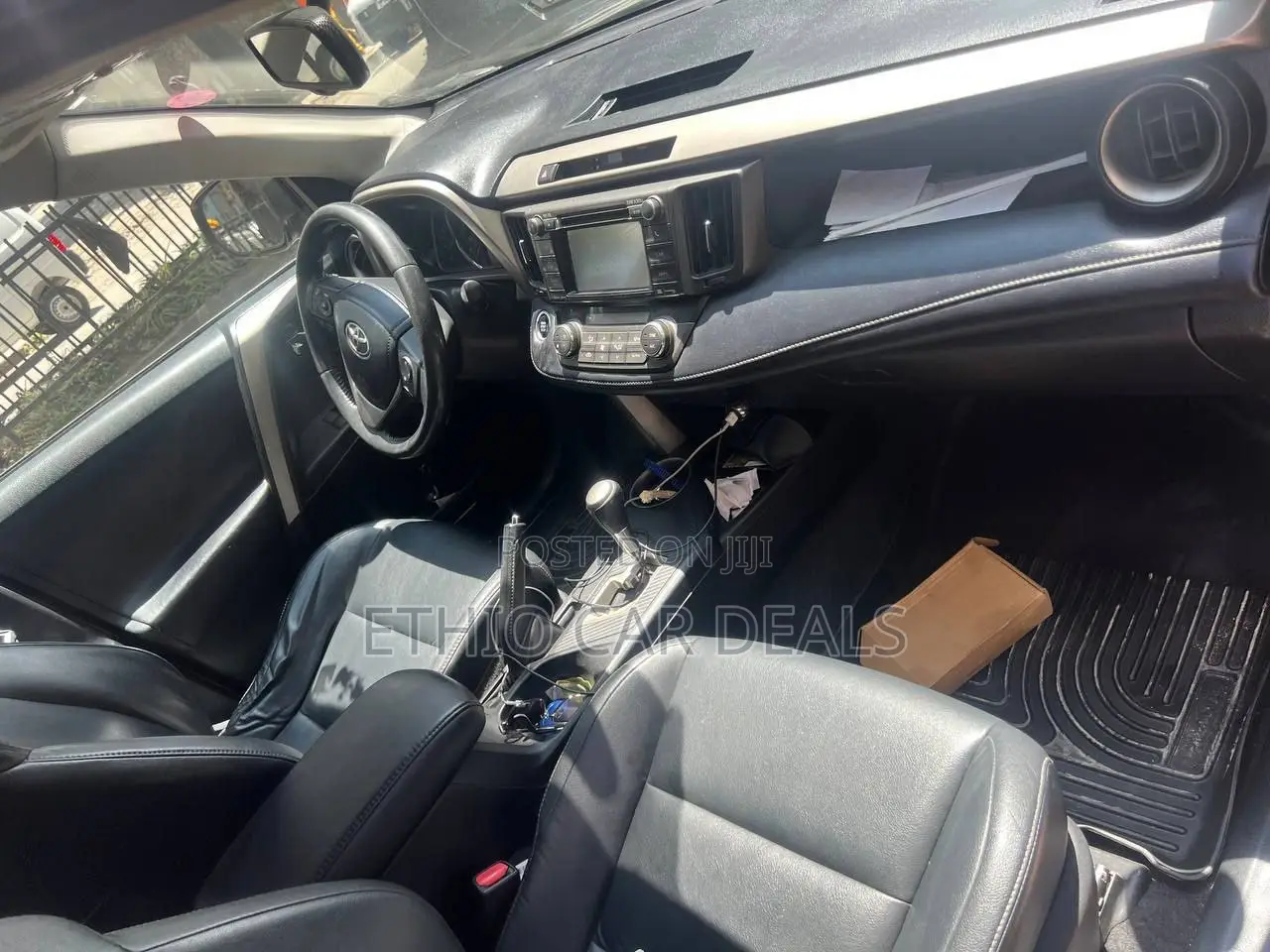 Toyota RAV4 XLE 4dr SUV AWD (2.5L 4cyl 6A) 2014 Black