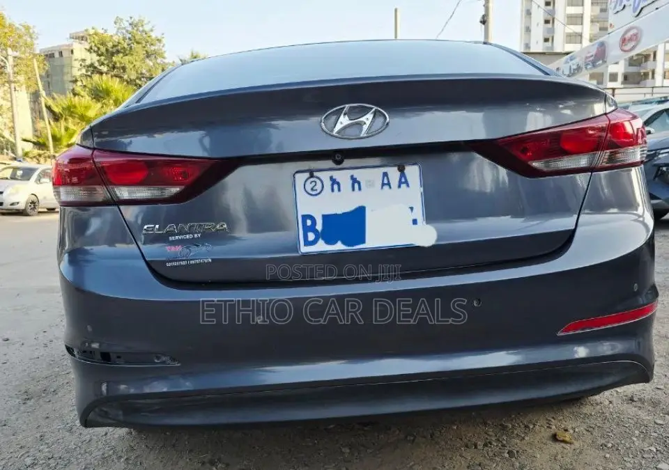 Hyundai Elantra 2016 Blue