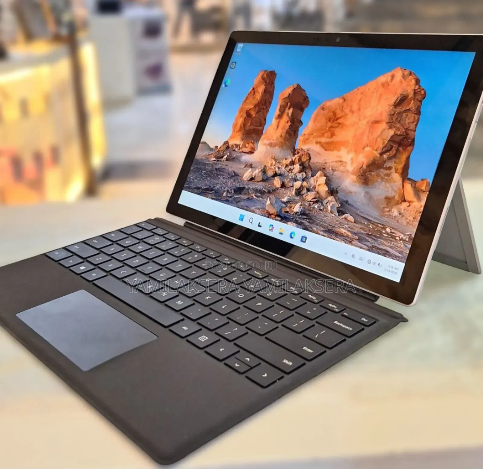 New Laptop Microsoft Surface Pro 7 16GB Intel Core I7 SSD 256GB