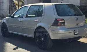 Volkswagen Golf 2000 Silver