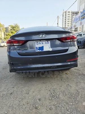Hyundai Elantra 2016 Gray