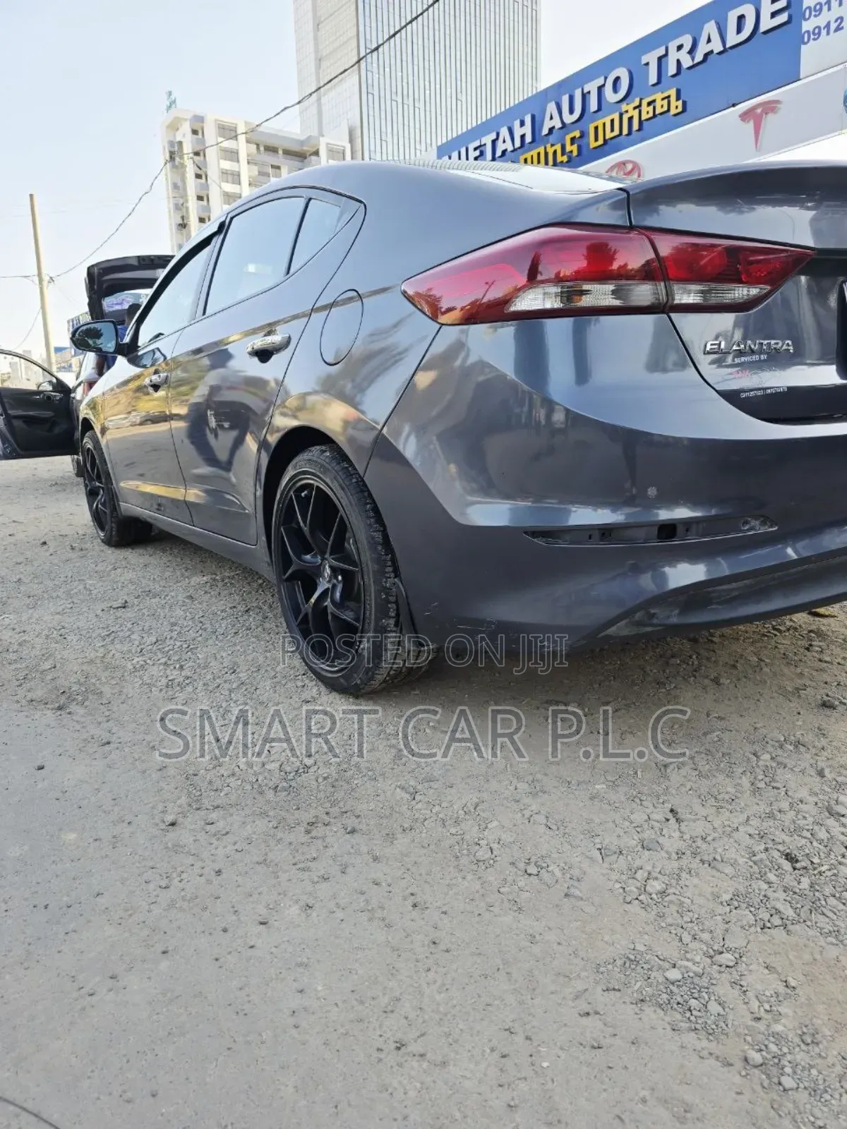 Hyundai Elantra 2016 Gray