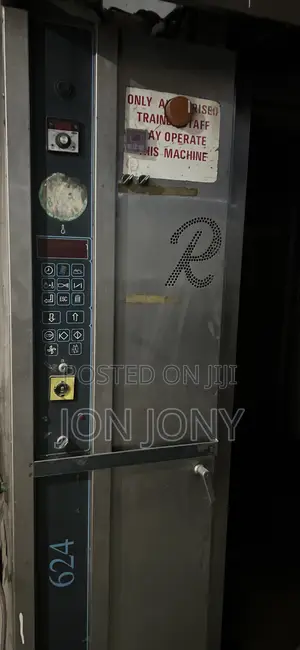 ዳቦ መጋገሪያ ባለ 14 ፖትራ እና ጋሪ