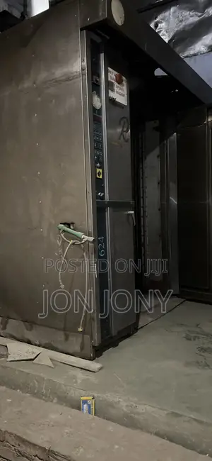 ዳቦ መጋገሪያ ባለ 14 ፖትራ እና ጋሪ