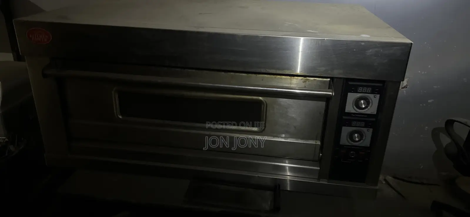 ዳቦ መጋገሪያ ,ባለ 14 ፖትራ, 10ኪሎ ማቡኪያ,54 ፖትራ , ዴክ ኦቨን, መደርደሪያ , ሶስት ባለ 14 ጋሪ