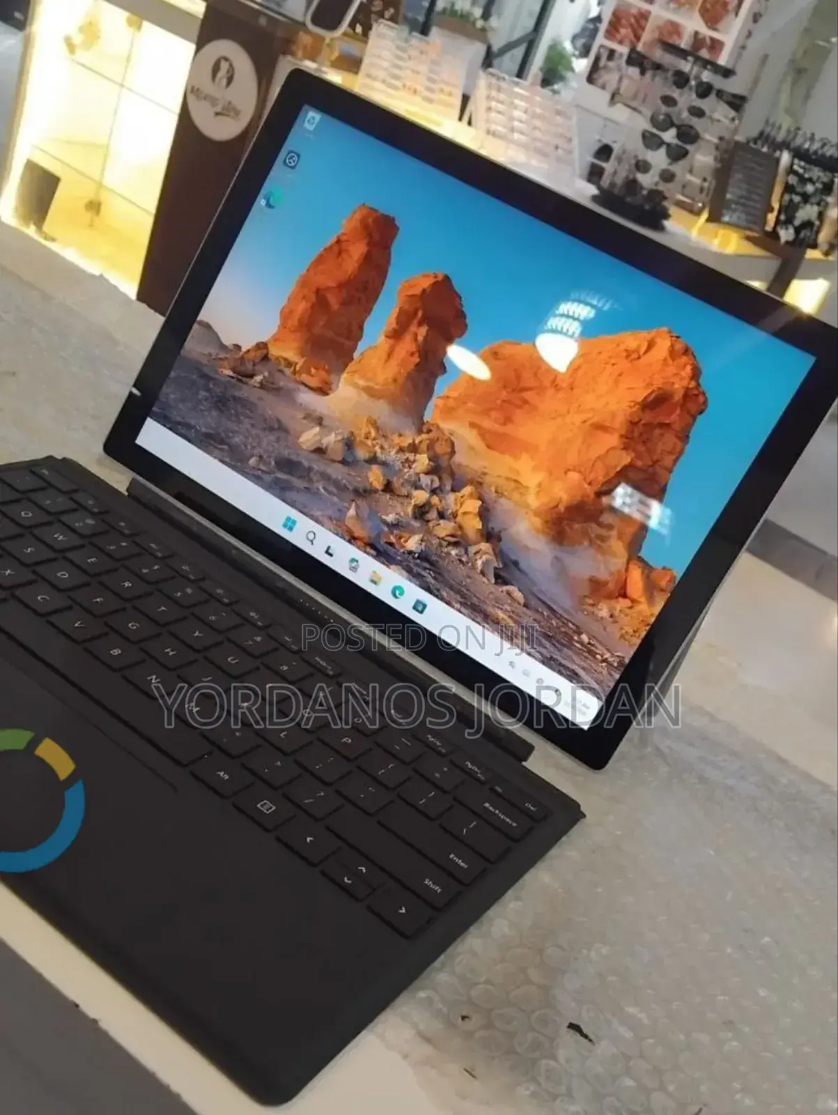 New Laptop Microsoft Surface Pro 7 16GB Intel Core I7 SSD 256GB