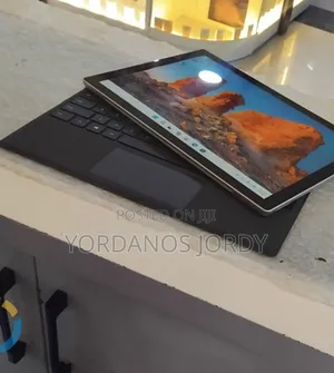 New Laptop Microsoft Surface Pro 7 16GB Intel Core I7 SSD 256GB