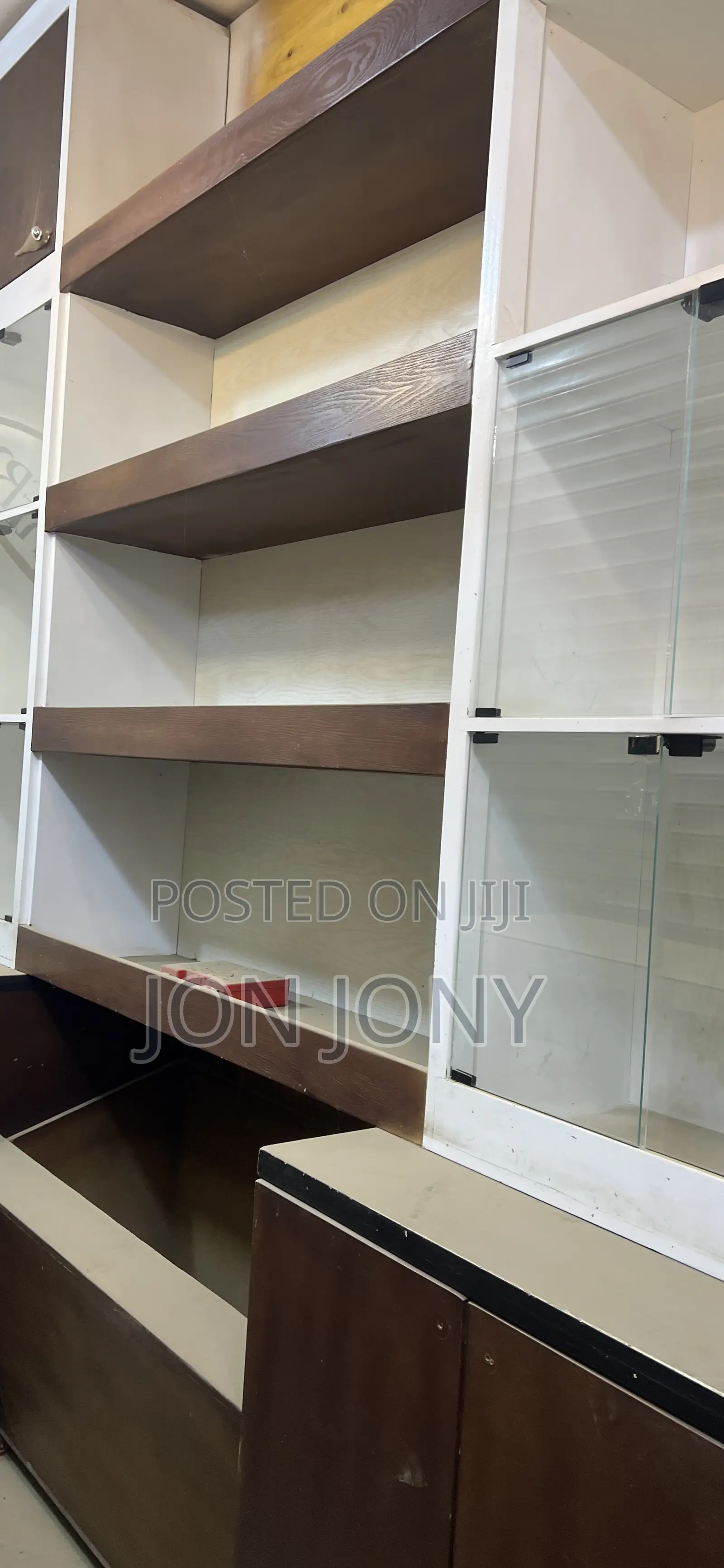 ዳቦ መጋገሪያ ,ባለ 14 ፖትራ, 10ኪሎ ማቡኪያ,54 ፖትራ , ዴክ ኦቨን, መደርደሪያ , ሶስት ባለ 14 ጋሪ