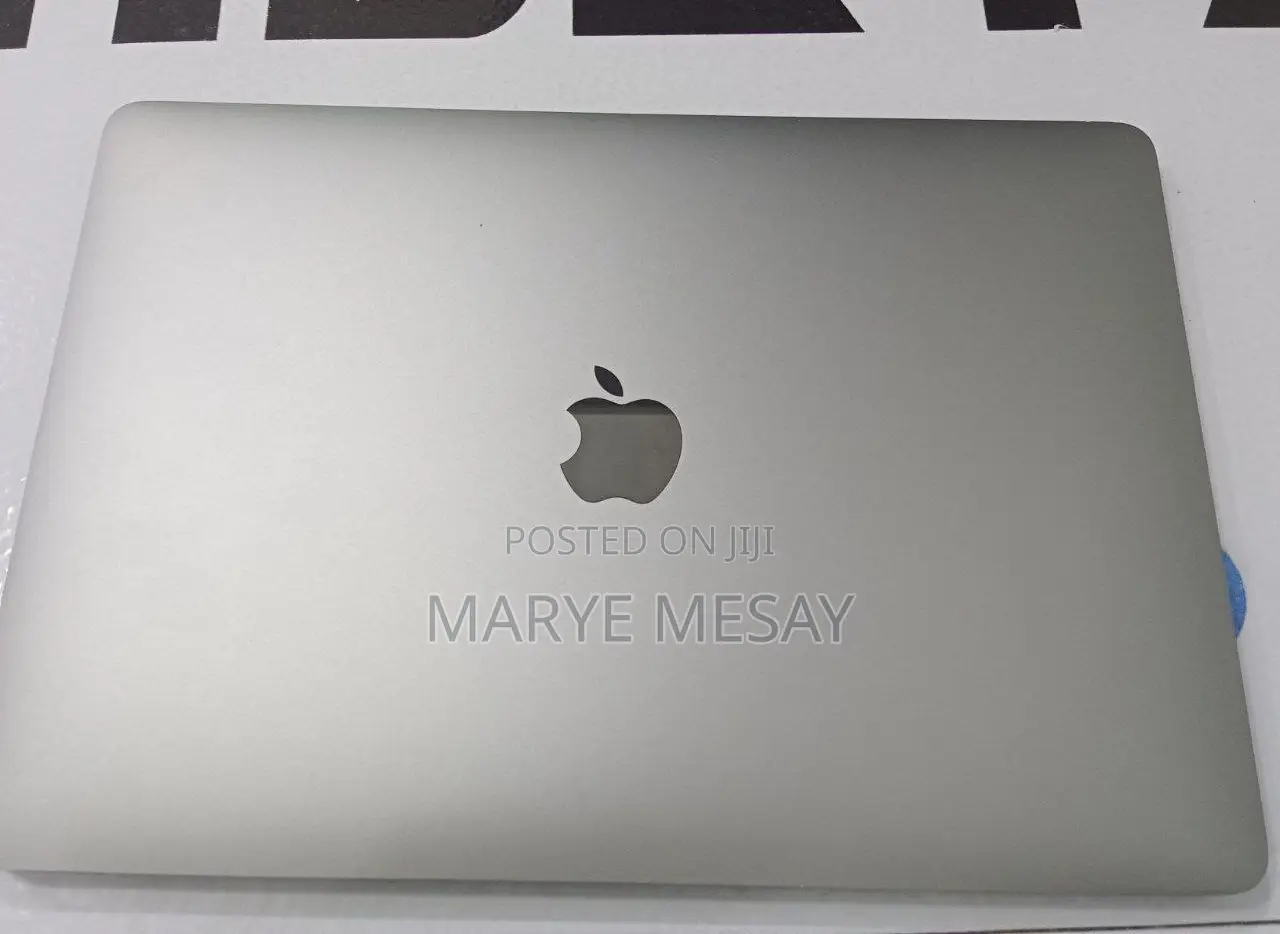 New Laptop Apple MacBook Pro 8GB Intel Core I3 SSD 256GB